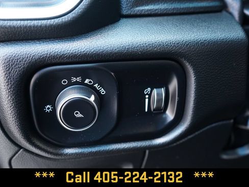 Used 2024 RAM 1500 Laramie AWD/4WD image 32