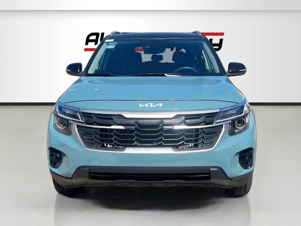 Used 2026 Kia Seltos S FWD image 2