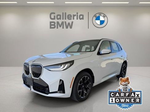 Used 2025 BMW X3 xDrive30i AWD/4WD image 1