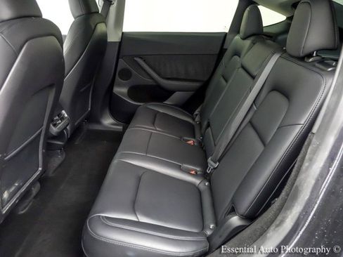 Used 2024 Tesla Model Y Long Range image 14