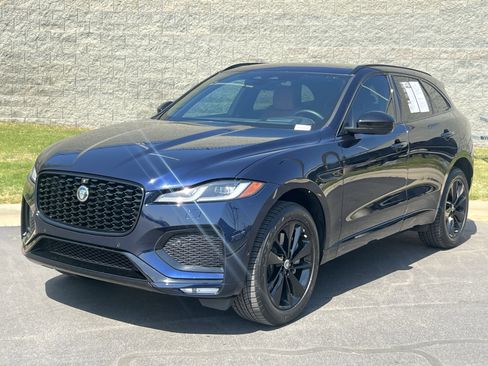 Certified 2026 Jaguar F-PACE R-Dynamic S AWD/4WD image 2