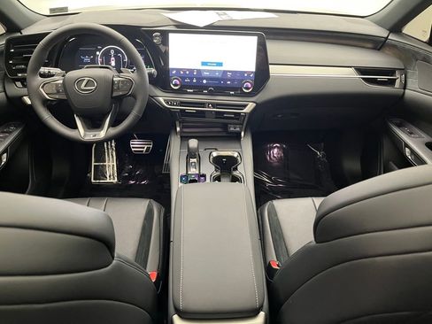 Used 2025 Lexus RX 500h F Sport image 26
