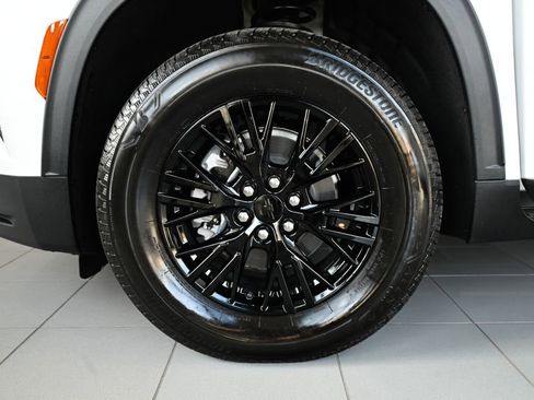 New 2026 Chevrolet Traverse LT w/ Driver Confidence Package image 14