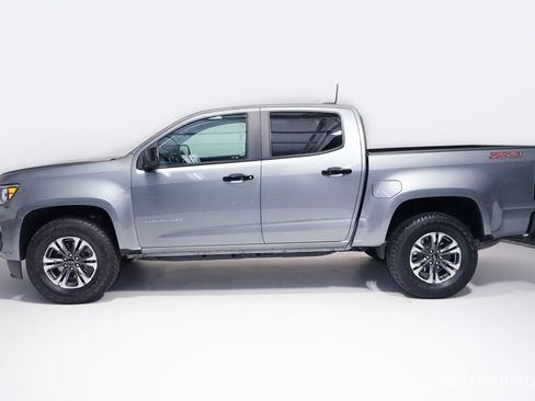 Used 2021 Chevrolet Colorado Z71 AWD/4WD image 4