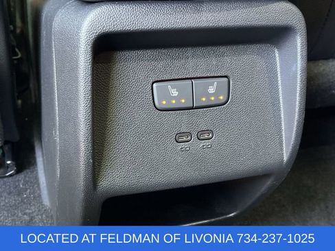 Used 2025 Chevrolet Equinox EV RS w/ Convenience Package II FWD image 37
