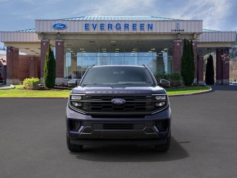 New 2027 Ford Expedition Platinum AWD/4WD image 3