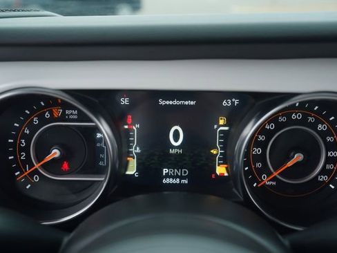 Used 2021 Jeep Wrangler Unlimited Islander image 30