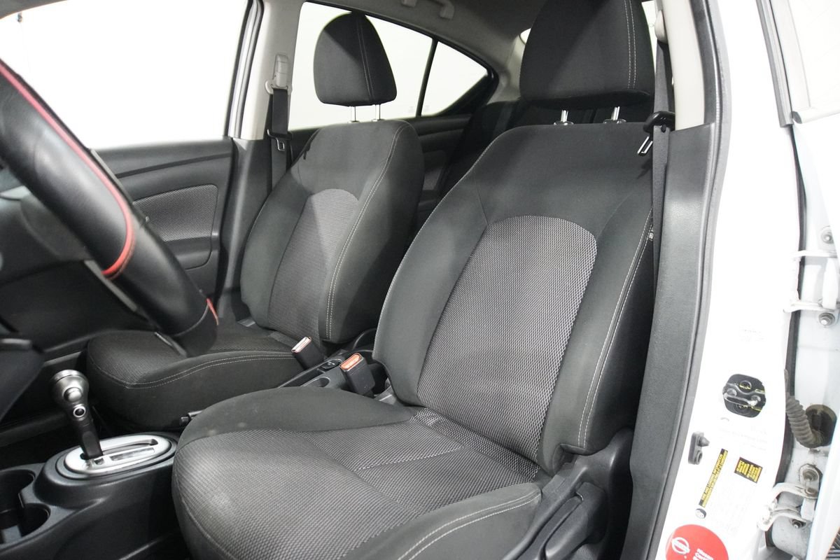 Used 2018 Nissan Versa SV FWD image 11