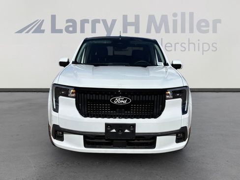 New 2025 Ford Maverick Lobo image 8