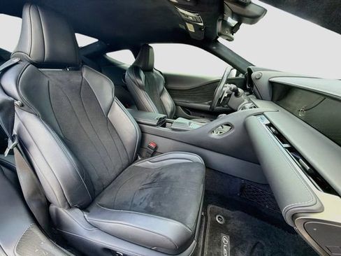 Used 2018 Lexus LC 500 Coupe w/ Performance Package RWD image 14