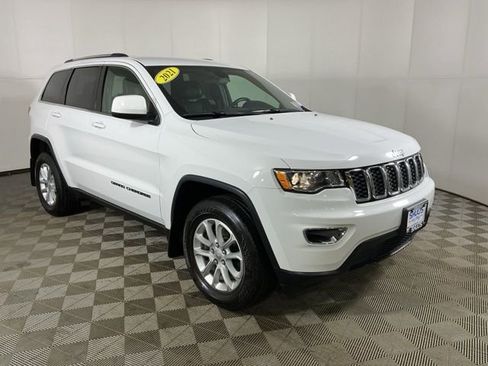 Used 2021 Jeep Grand Cherokee Laredo X image 1