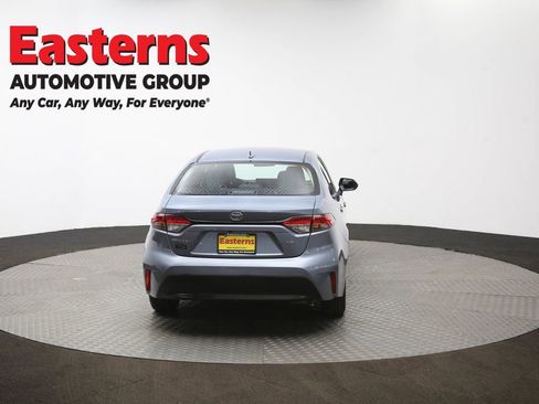 Used 2024 Toyota Corolla LE FWD image 35