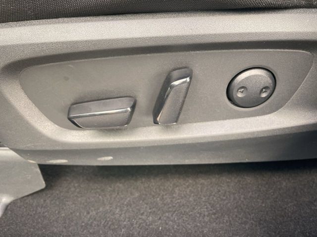 Used 2024 Nissan Pathfinder SV AWD/4WD image 12