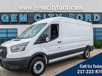 New 2025 Ford Transit 250 148 Medium Roof w/ Load Area Protection Package