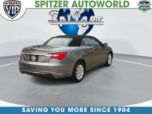 Used 2012 Chrysler 200 Touring FWD image 9