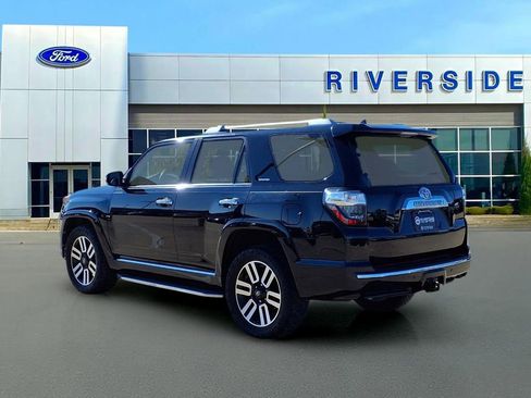 Used 2015 Toyota 4Runner Limited image 4