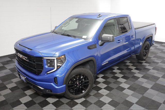 Used 2024 GMC Sierra 1500 Elevation AWD/4WD image 2