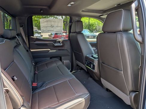 New 2026 GMC Sierra 1500 Denali w/ Denali Reserve Package AWD/4WD image 29