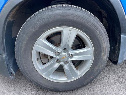 Used 2015 Chevrolet Trax LT w/ LT Sun and Sound Package FWD image 15