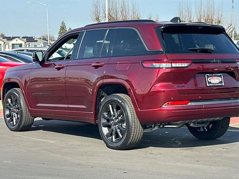 New 2026 Jeep Grand Cherokee Limited image 6