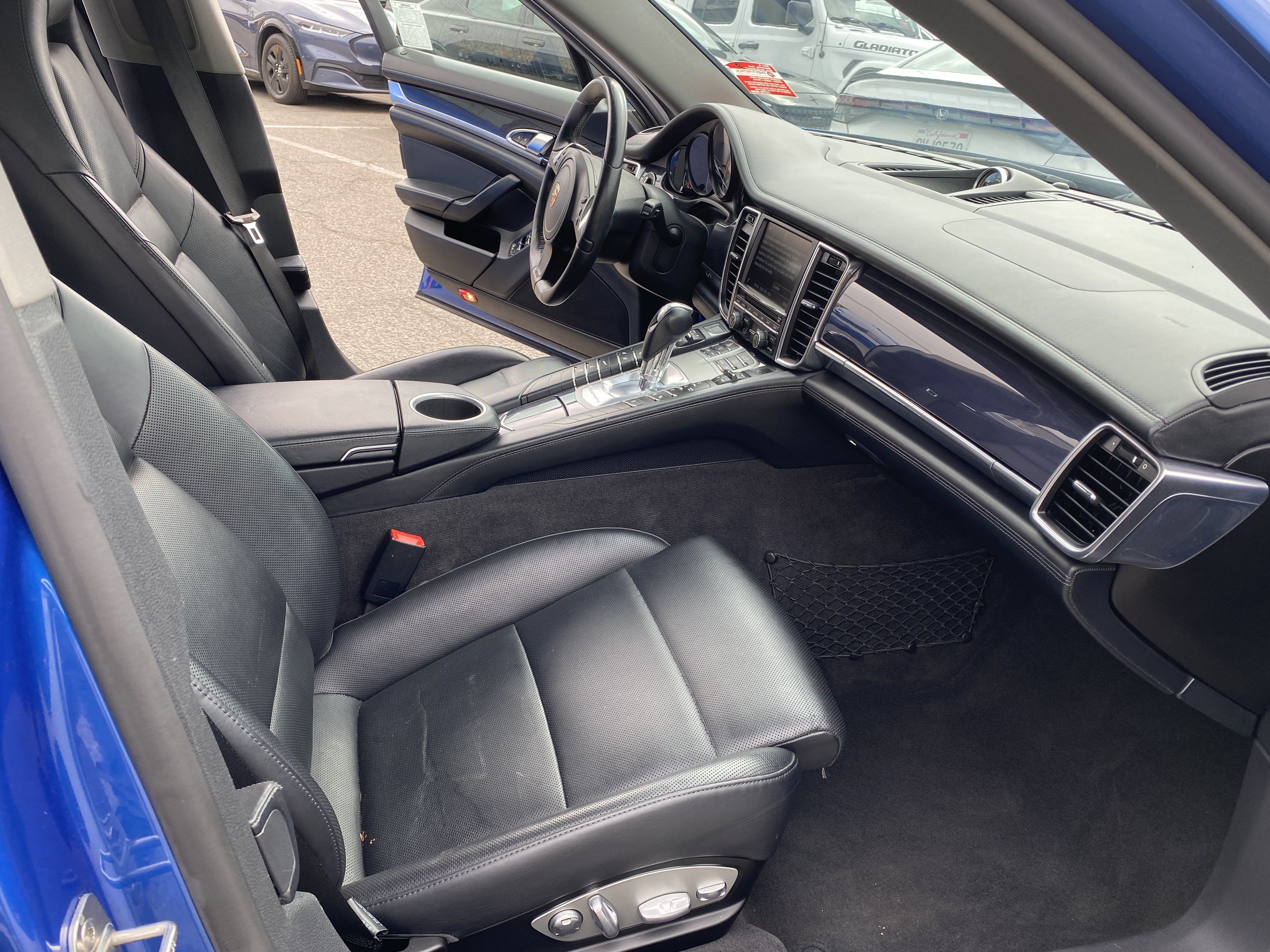 Used 2015 Porsche Panamera 4 AWD/4WD image 24