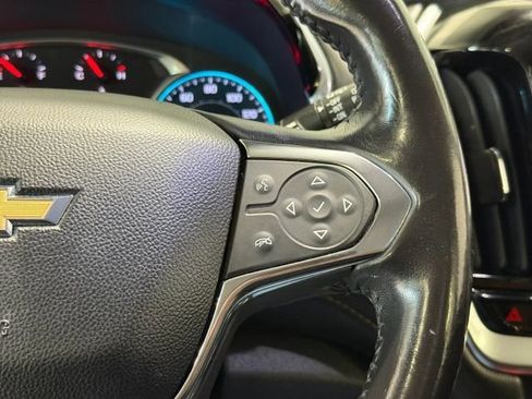 Used 2019 Chevrolet Traverse RS image 17