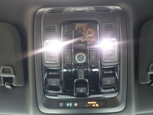 New 2026 GMC Yukon Denali Ultimate AWD/4WD image 34