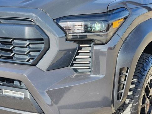 Used 2024 Toyota Tacoma TRD Off-Road image 16