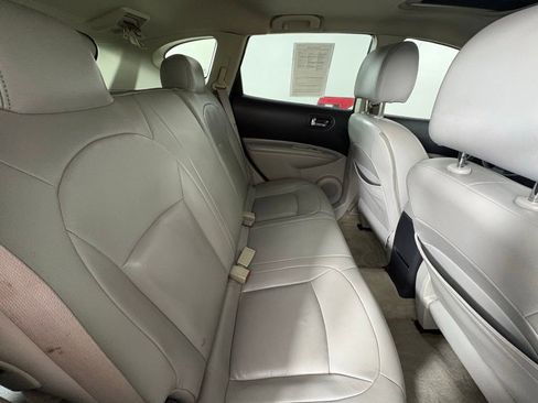 Used 2008 Nissan Rogue SL w/ Premium Pkg FWD image 40