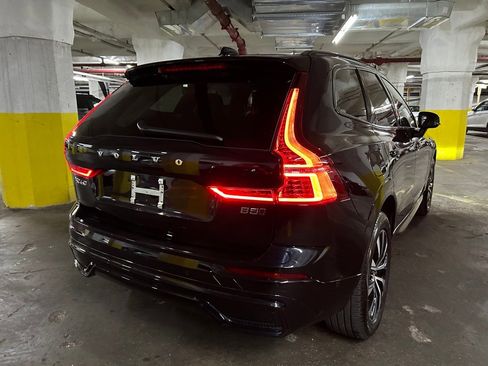 Certified 2025 Volvo XC60 B5 Plus image 14