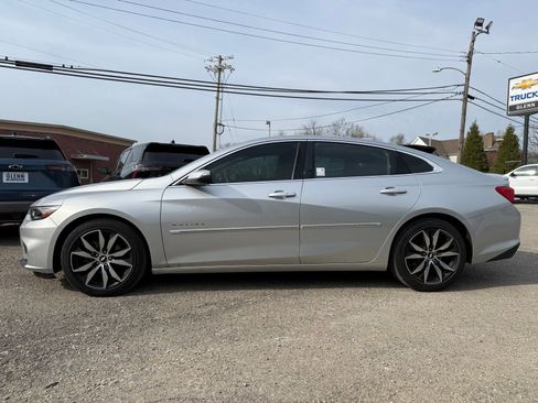 Used 2017 Chevrolet Malibu LT w/ Sport Package image 3