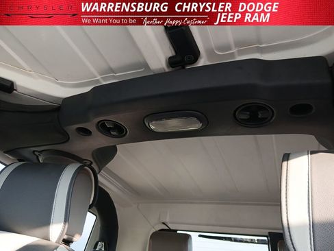 Used 2009 Jeep Wrangler X image 23