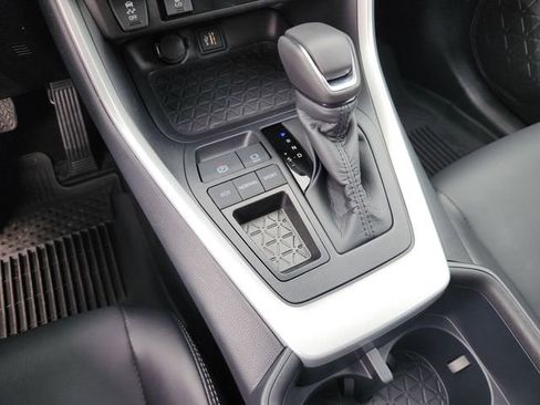 Used 2025 Toyota RAV4 XLE Premium FWD image 19