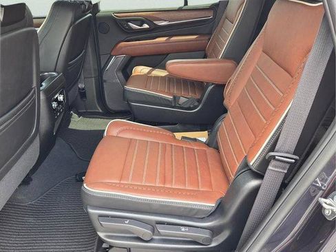 Certified 2024 GMC Yukon Denali Ultimate AWD/4WD image 12