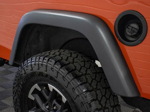 Used 2005 Jeep Wrangler Sport AWD/4WD image 14