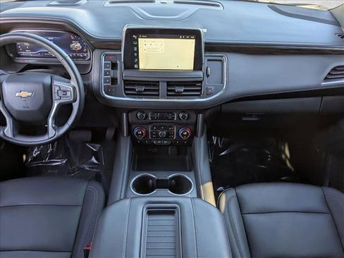 Used 2024 Chevrolet Tahoe LT w/ LT Signature Plus Package image 19