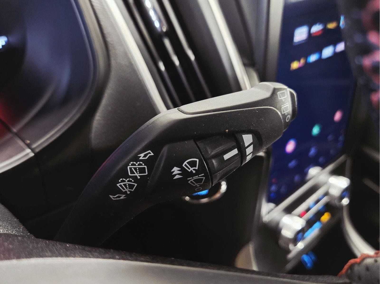 Used 2024 Ford Edge ST-Line AWD/4WD image 33