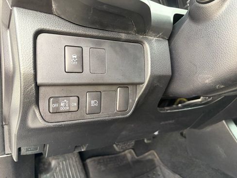 Used 2023 Toyota Tacoma SR AWD/4WD image 30