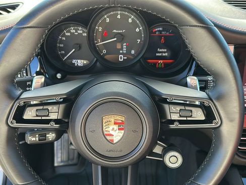 Used 2024 Porsche Macan Turbo image 12