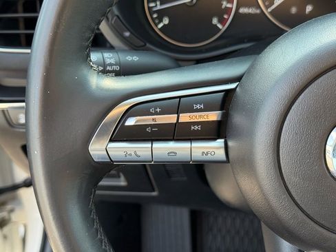 Used 2023 MAZDA MAZDA3 s image 19
