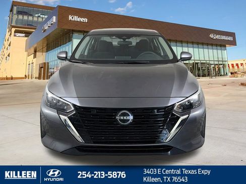 Used 2025 Nissan Sentra S FWD image 2