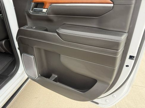 Used 2023 GMC Sierra 1500 Denali w/ Denali Reserve Package image 19