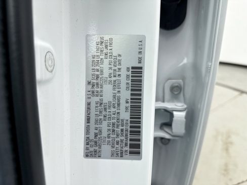 Used 2025 MAZDA CX-50 2.5 Hybrid w/ Weather Package AWD/4WD image 13