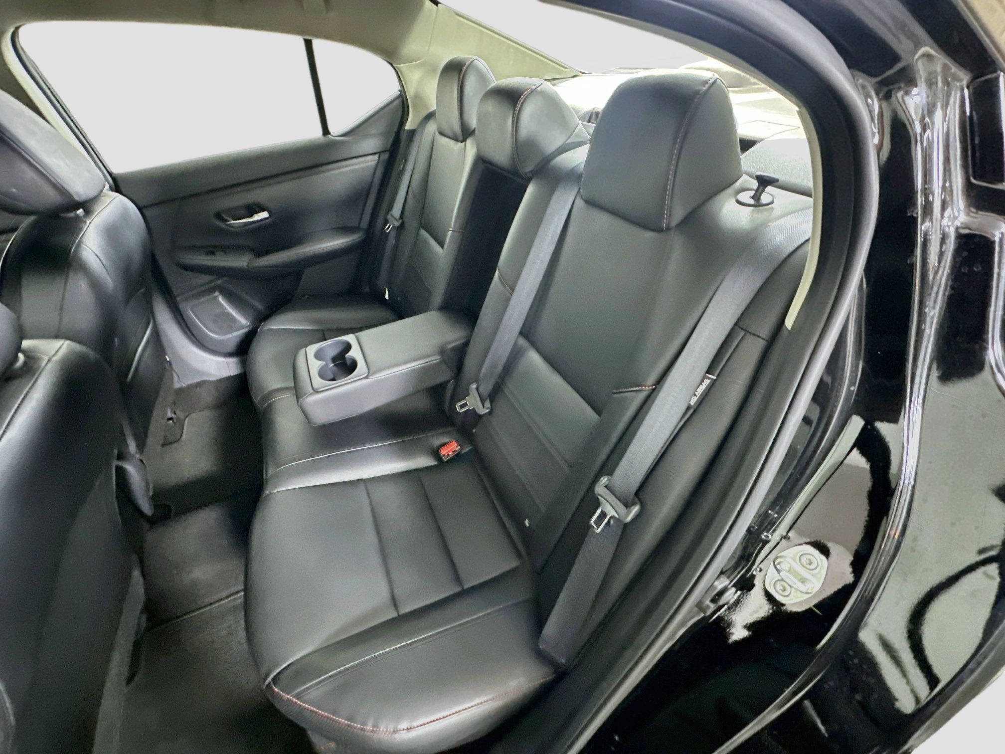 Used 2024 Nissan Sentra SR w/ SR Premium Package FWD image 27