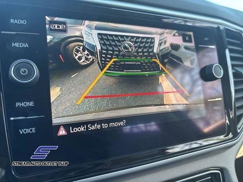 Used 2022 Volkswagen Atlas SE image 38