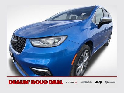 New 2026 Chrysler Pacifica Pinnacle