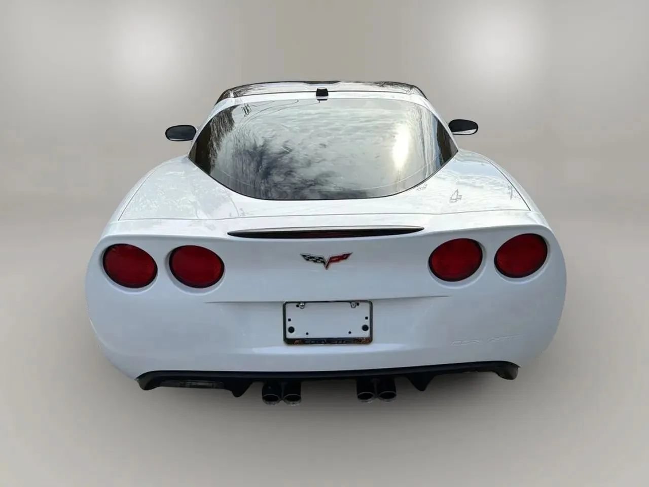 Used 2005 Chevrolet Corvette Coupe w/ Preferred Equipment Group RWD image 3