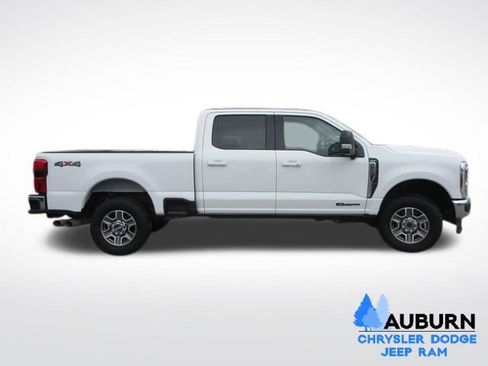Used 2024 Ford F250 Lariat image 3