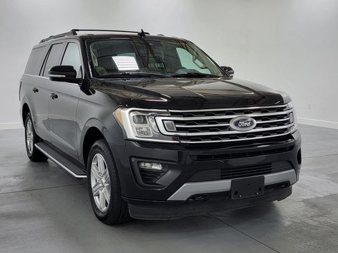 Used 2019 Ford Expedition Max XLT w/ Equipment Group 202A AWD/4WD image 2