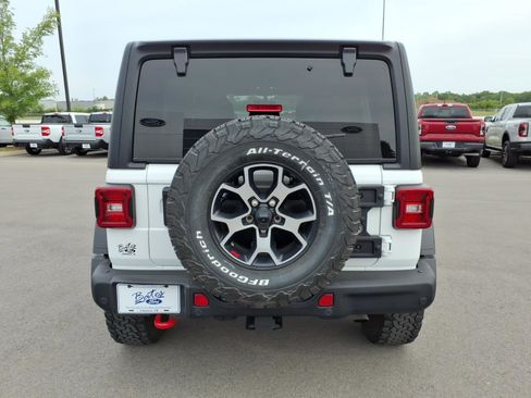 Used 2022 Jeep Wrangler Unlimited Rubicon w/ Steel Bumper Group AWD/4WD image 4